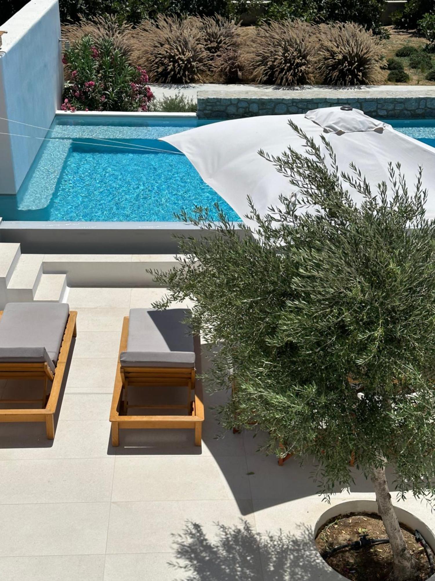 Alio Naxos Luxury Suites 圣乔治 外观 照片